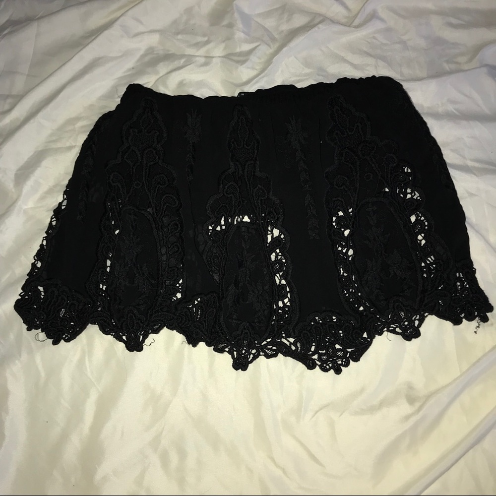 Forever 21 floral black Crop Top
